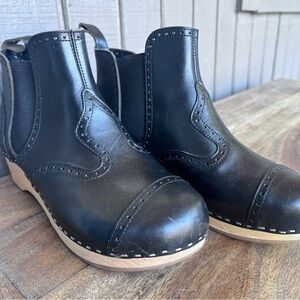 Swedish Hasbeens Black Leather Toffel Chelsea Clog Booties